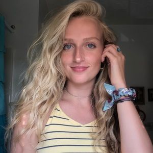 Meet your Posher, Savannah